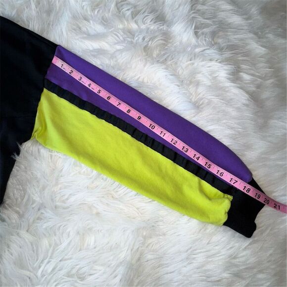 I.AM.GIA Rare Alcyone Cropped Hoodie Size S Graphic Street Style Streetwear - Picture 9 of 11